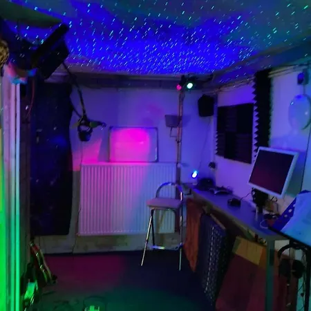 Spacekoov Proberaum Bandurlaub